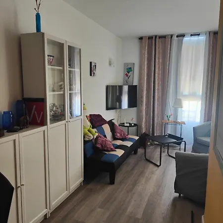 Fantastic 1-bedroom With Sea View アパート